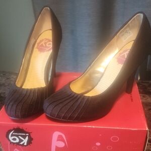Rocket Dog Black Heels with Sleek Pointed Toe